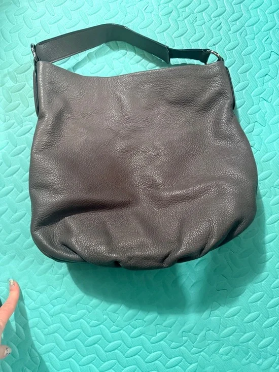 Marc Jacobs Gray Leather Shoulder Bag - Picture 6 of 7